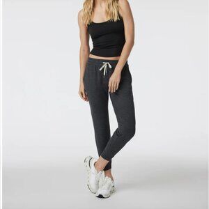 Vuori Performance Joggers (Charcoal Heather)